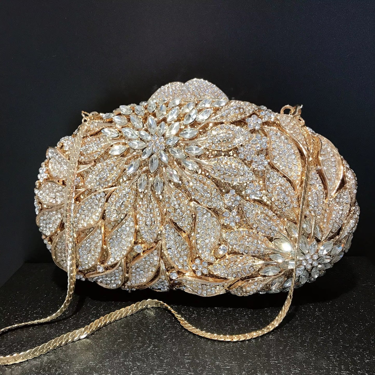 Gold Metal Leaves White Crystals Evening Clutch Bags Luxury Women Wedding Party Purse Ball Handbags Rhinestone Mini Minaudiere (070)