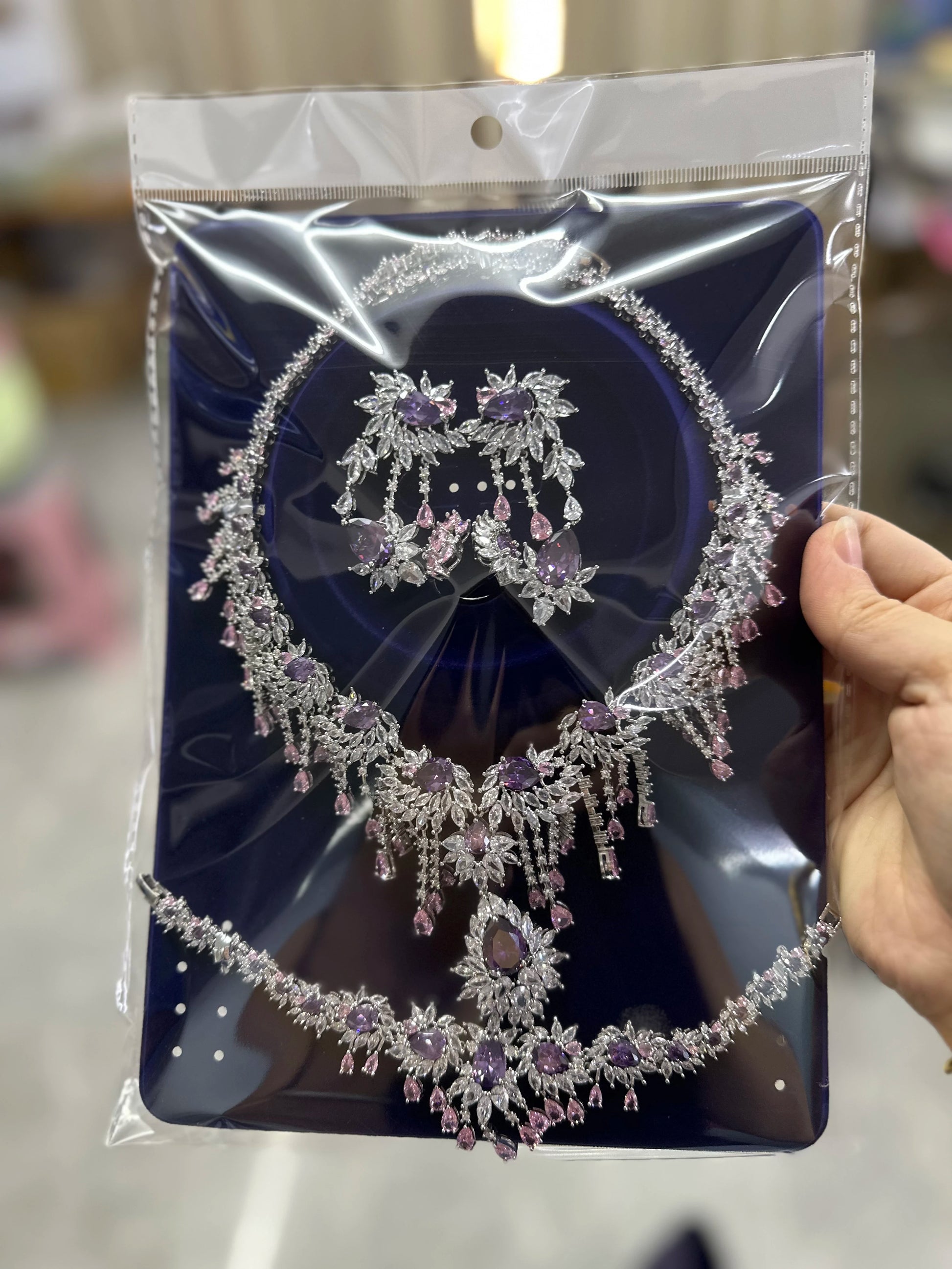 4 Pieces of Ultra Luxury Cubic Zirconia Bridal Party Costumes, Dubai Bridal Jewelry Set Accessories, Nigeria (017)