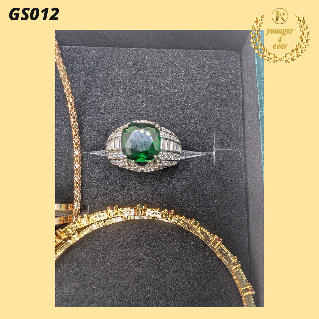 Golden Square Rhinestone Quartz Watch - GS012