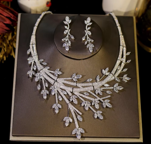 Zirconia High Quality Indian Jewellery Set Conjunto Feminino Kadın Takı Seti Bijoux Femmes Luxury Kolye Seti Kadin (031)