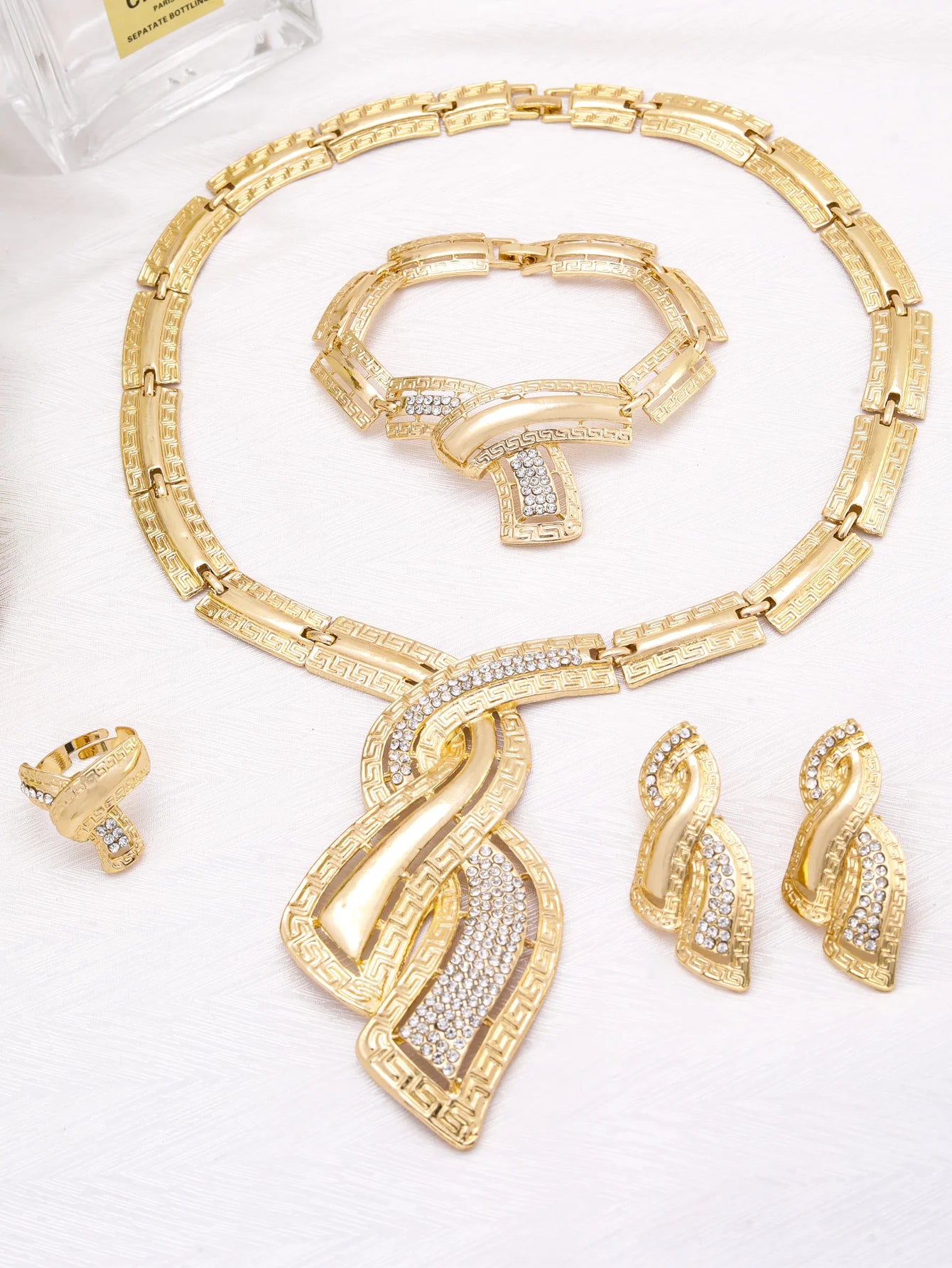 Fashion Jewelry Sets Dubai Gold Color Jewelry Luxury Design 18K Gold Plated Necklace Earrings Bracelet Ring (134)