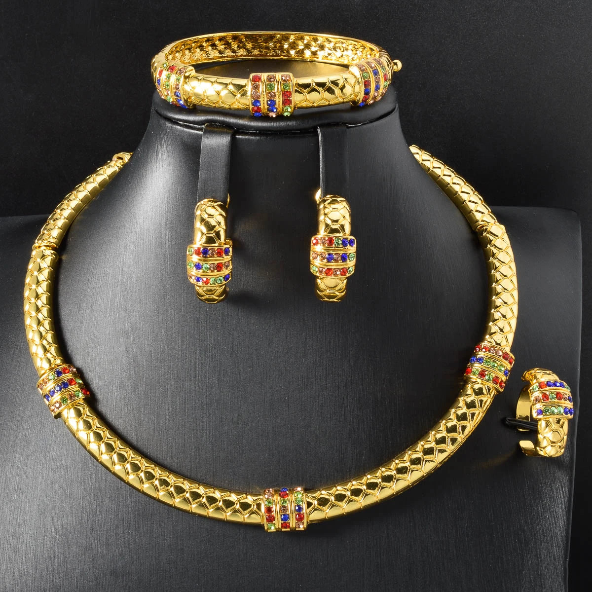 Luxury 18K Gold-Plated Women'S Jewelry 4-Piece round Necklace Bracelet Earrings Ring Gold Classic Dubai Wedding Gift (003)