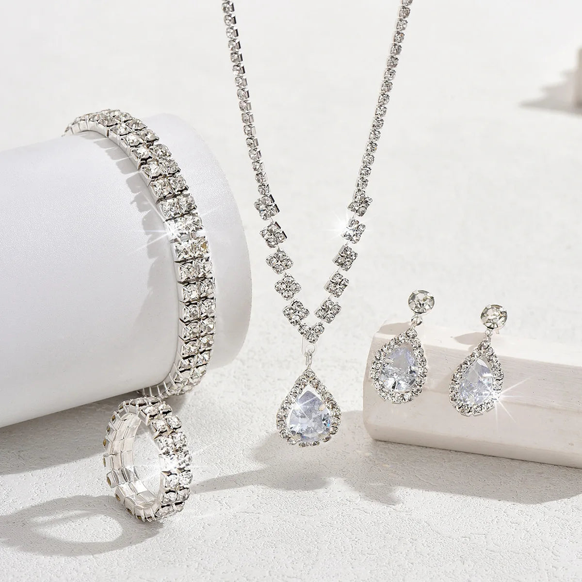5 Women'S Fashion Droplet Earrings Necklace Bracelet Ring Set Wedding Banquet Party Holiday Gift (123)