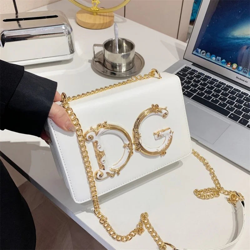 Fashionable Lady'S Handbag PU High-Quality Material Shoulder Bag Golden Decorated Jingdian Crossbody Bag Solid Color Square Bag (013)