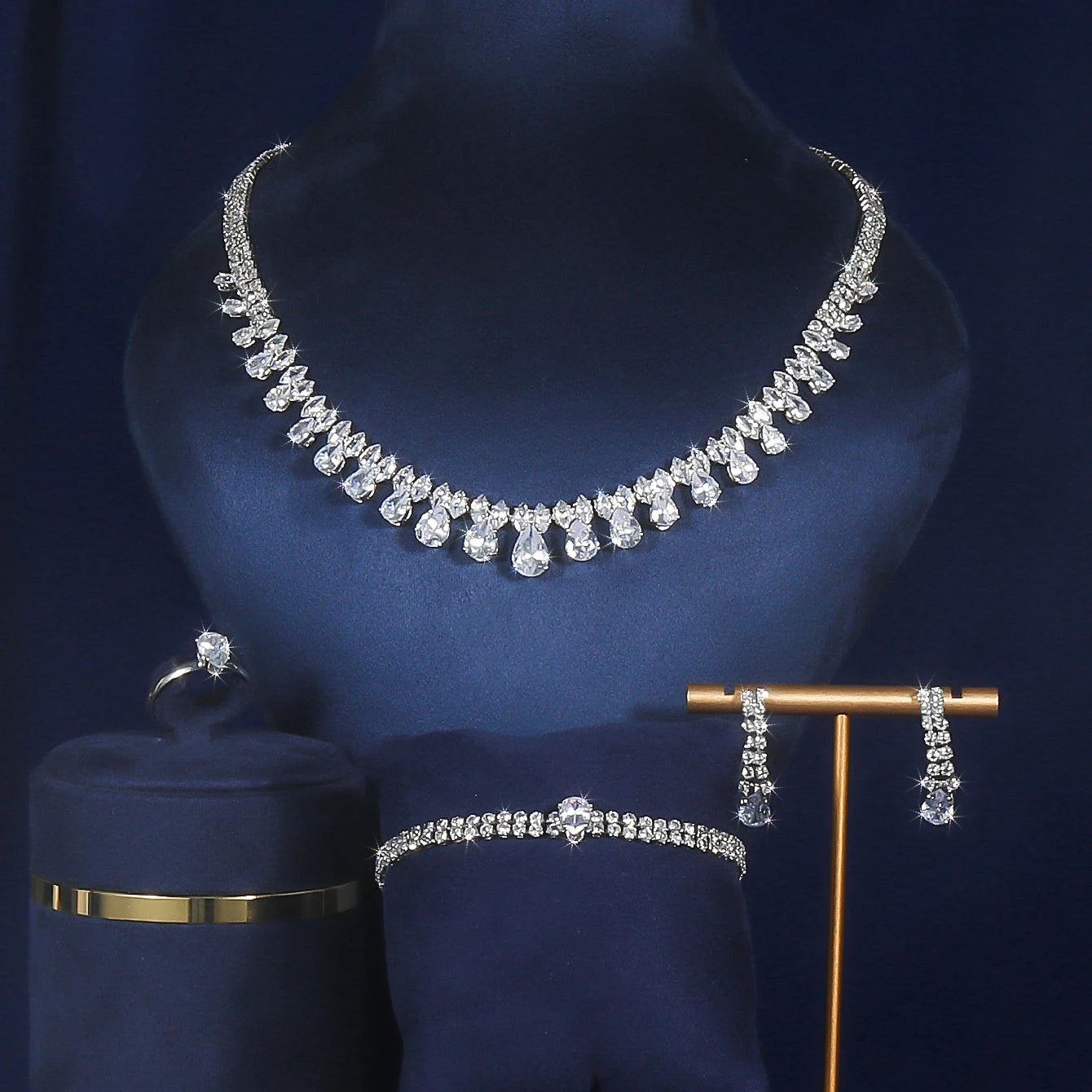 5Pcs/Set Gorgeous Copper Base Inlaid Sparkling Zircon Jewelry Set for Women, Bridal Wedding Wear, Sacrificial Festival Gift (130)