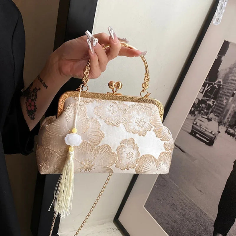 Chinese Style Embroidered Shoulder Bag Elegant Handbag Retro Small Square Bag Wedding Party Luxury Designer Women Evening Clutch (069)