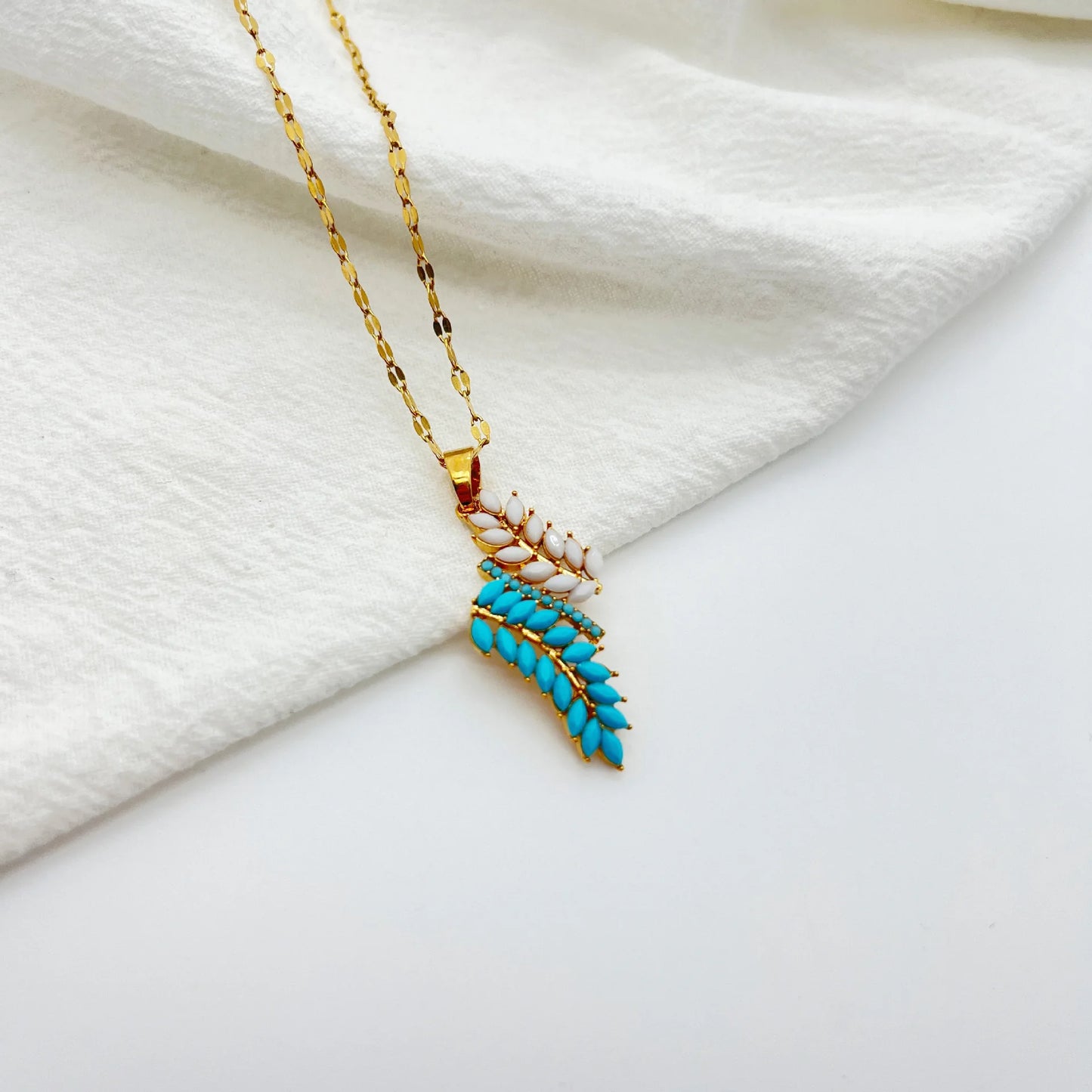 High Quality Geometric Zircon Micropaved Pendant Necklace Earrings Ring3 Pcs Set for Women Party Wedding Sparkle Jewelry (085)