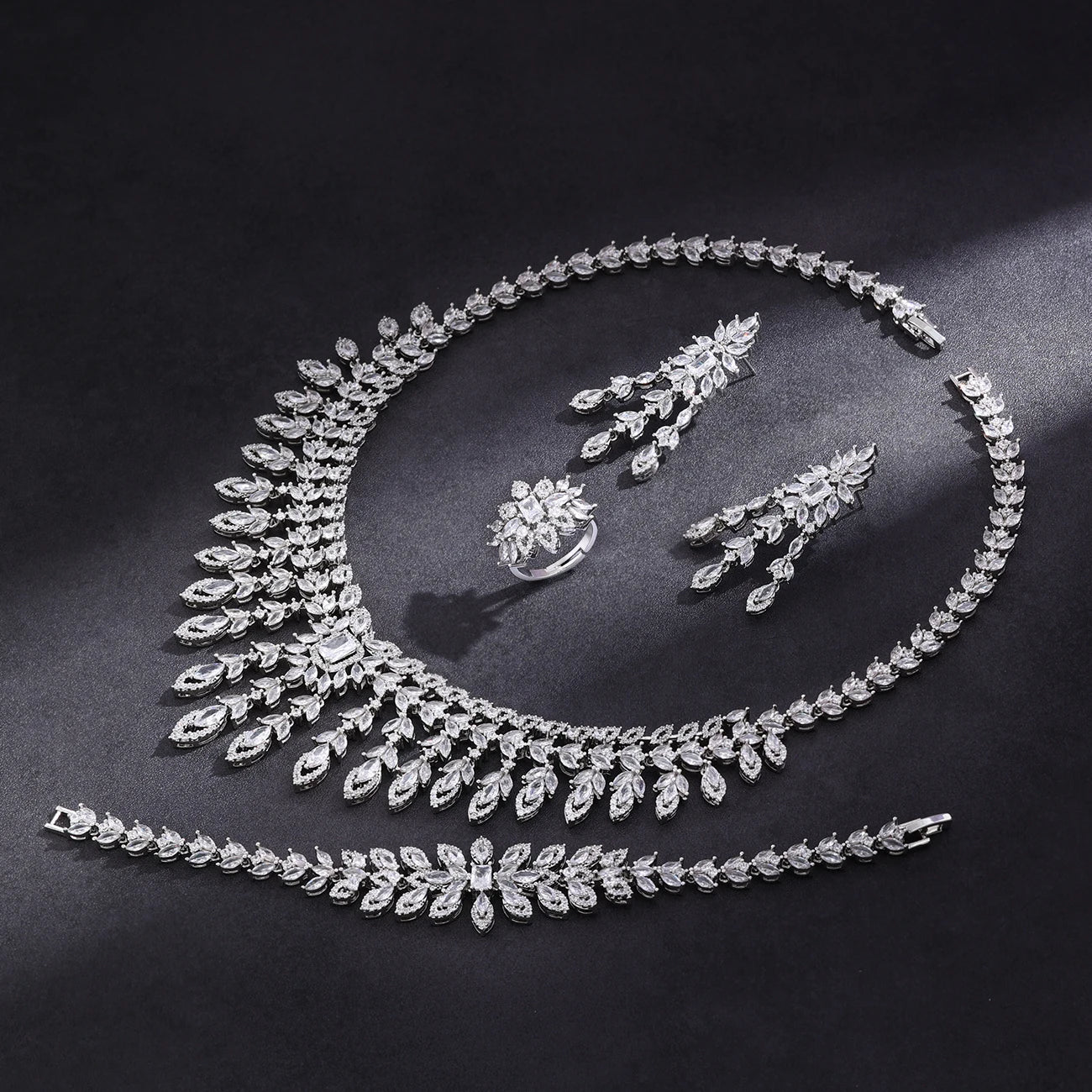 2024 Hot Selling 4-Piece Bride Wedding Jewelry Set with Cubic Zirconia Dubai Luxury Jewelry Set