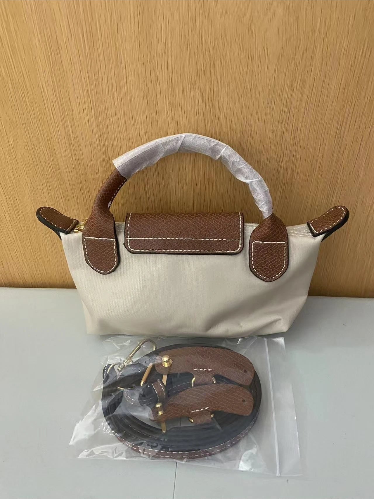 Non Punched Mini Nylon Dumpling Bag for Women, Multifunctional Spring and Autumn Gold Classic Shoulder Bag (049)