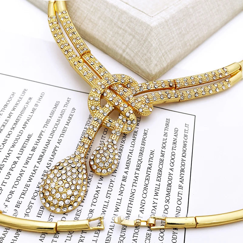 Dubai Gold Color Women Jewelry Sets Classic Design Necklace Earrings Charm Bracelet Ring Banquet Party Jewelry 18K Gold Plated (041)