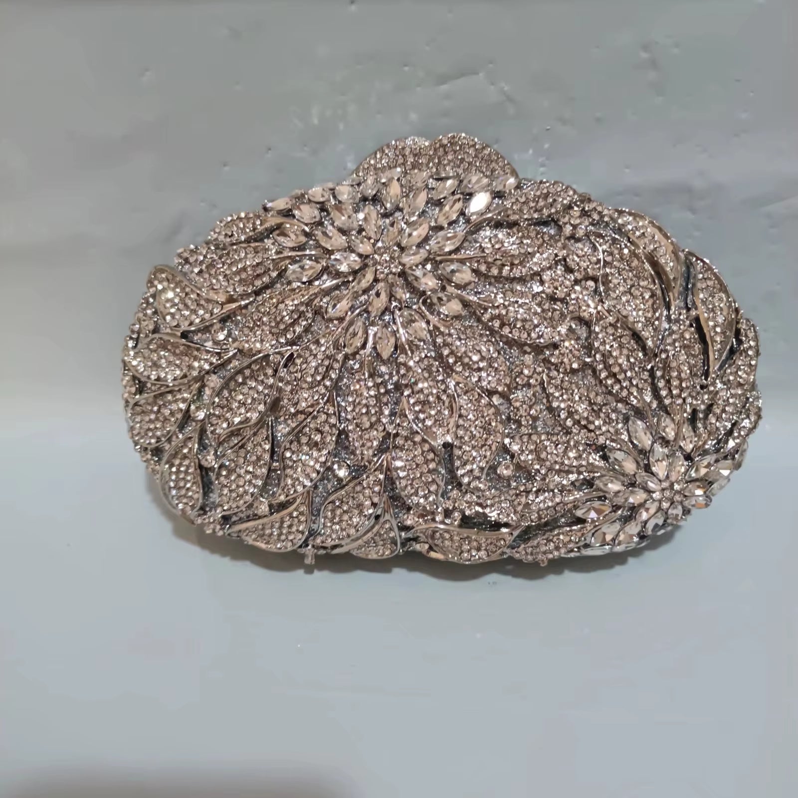 Gold Metal Leaves White Crystals Evening Clutch Bags Luxury Women Wedding Party Purse Ball Handbags Rhinestone Mini Minaudiere (070)