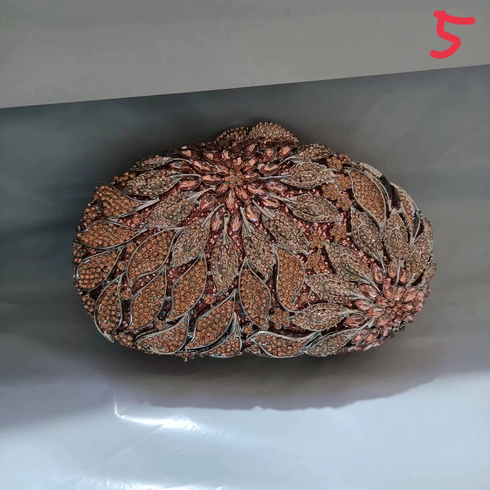 Gold Metal Leaves White Crystals Evening Clutch Bags Luxury Women Wedding Party Purse Ball Handbags Rhinestone Mini Minaudiere (070)