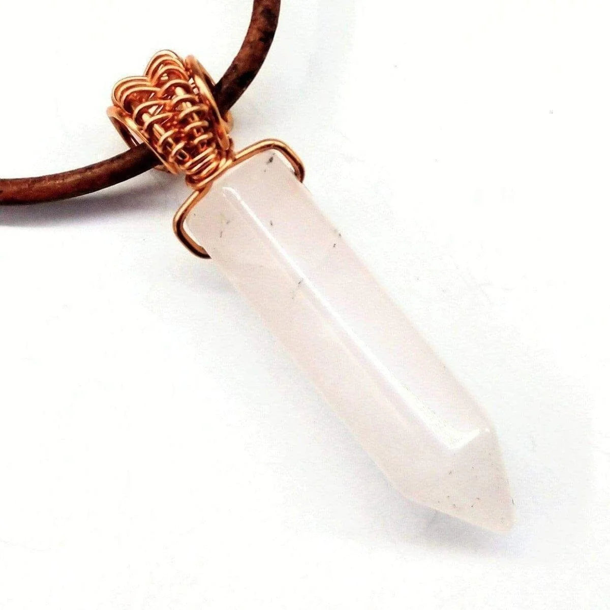 Men'S Rustic Wire Wrapped Pointed Gemstone Crystal Leather Necklace