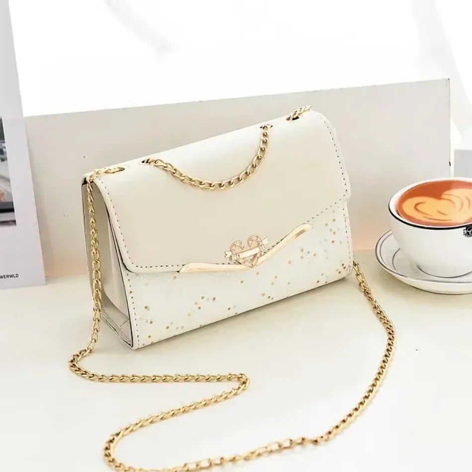 1 Pcs Versatile New Cute and High-End Handbag for Female College Students Fashionable and Versatile Chain Crossbody Shoulder Bag (067)