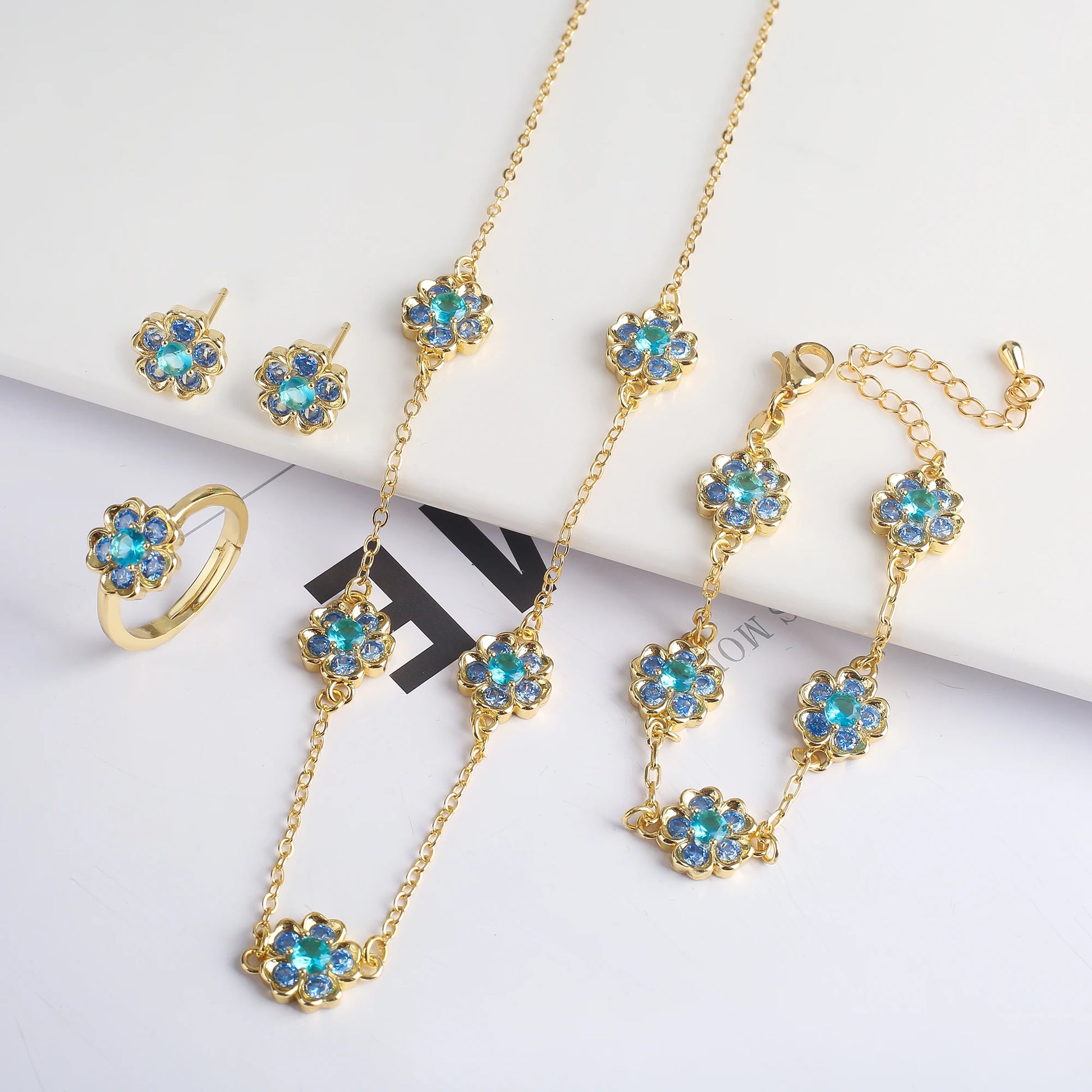 Snowflake Crystal New Design Plant Five Leaf Flower Jewelry Set Cute Zircon Women'S Bracelet Necklace Earring Ring Gift Clover (126)