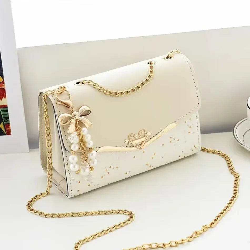 1 Pcs Versatile New Cute and High-End Handbag for Female College Students Fashionable and Versatile Chain Crossbody Shoulder Bag (067)