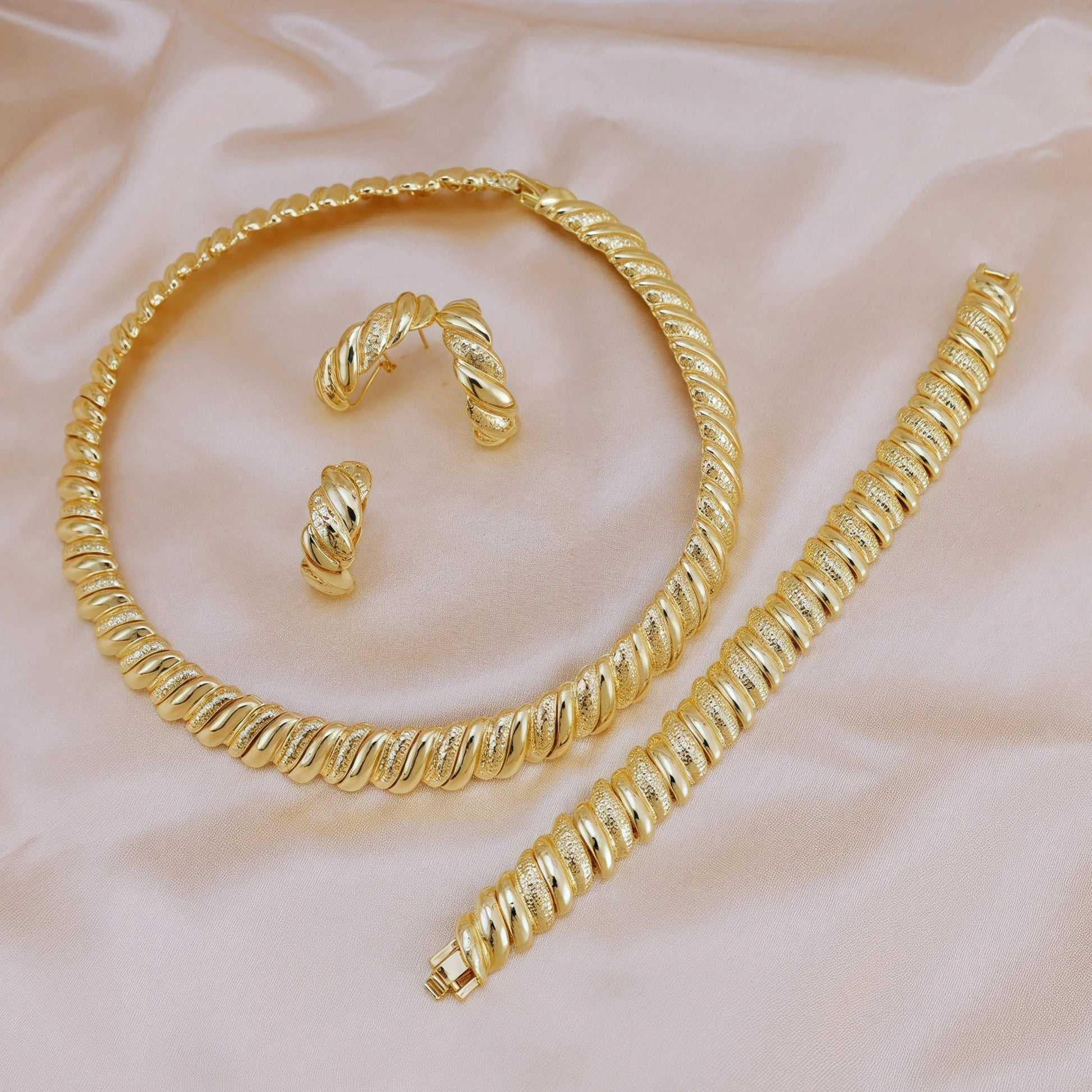 5Pcs Golden Vintage Necklace, Bracelet, Earrings, and Ring, a Jewelry Set for Women'S Wedding Brides